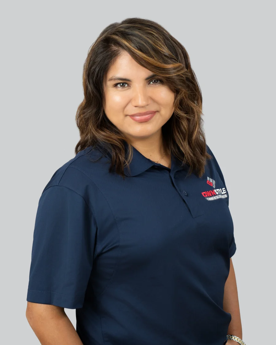 Carolay, Interior Design Consultant at Flooring at Tampa Bay